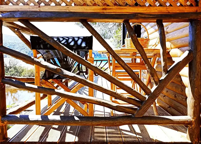 Сasa de vacaciones Kartalia Wooden Maisonette