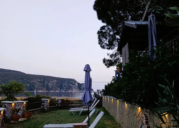Сasa de vacaciones Kartalia Wooden Maisonette *