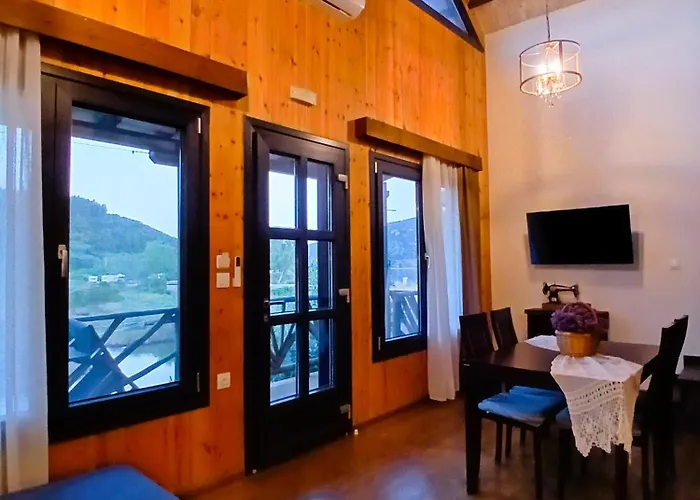 Сasa de vacaciones Kartalia Wooden Maisonette *